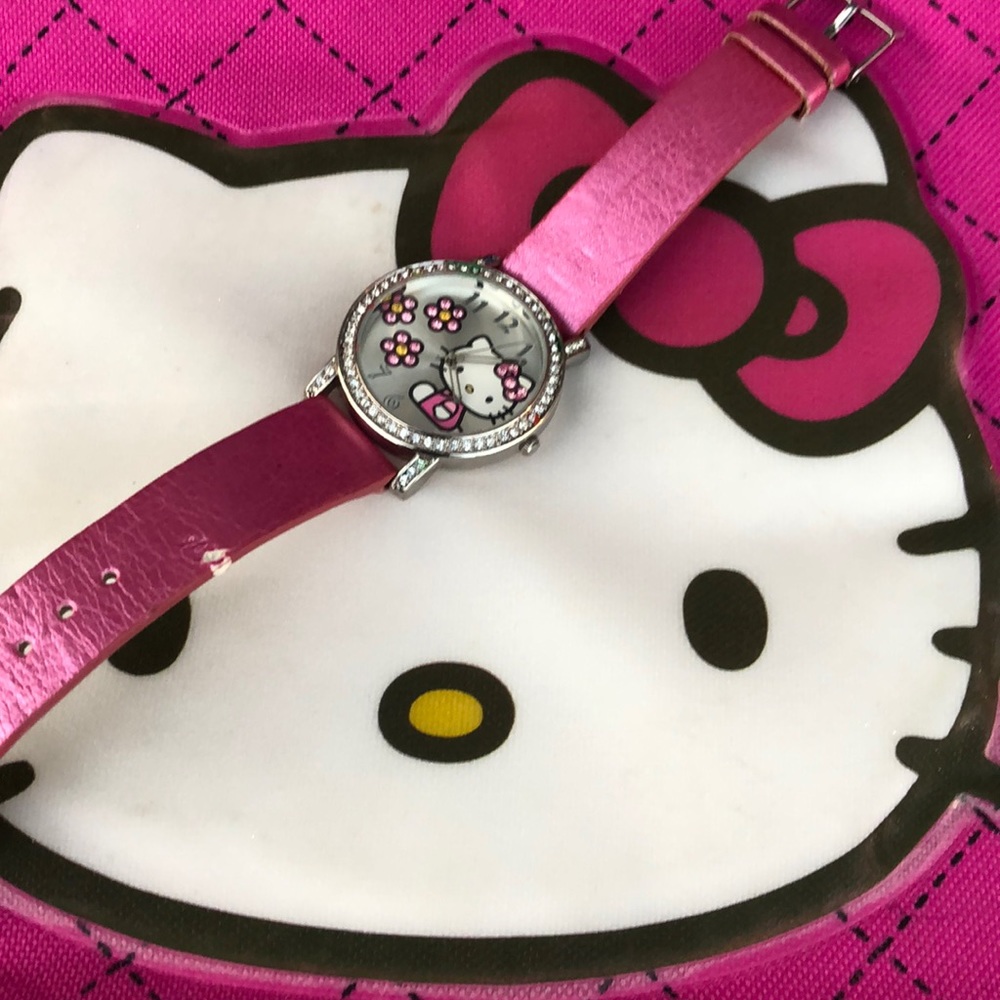 Hello Kitty Watch - Picture 4 of 9